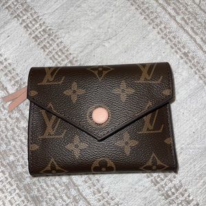 Victorine Wallet